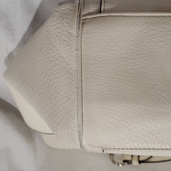 Coach beige genuine pebbled leather tote purse . - Picture 8 of 8